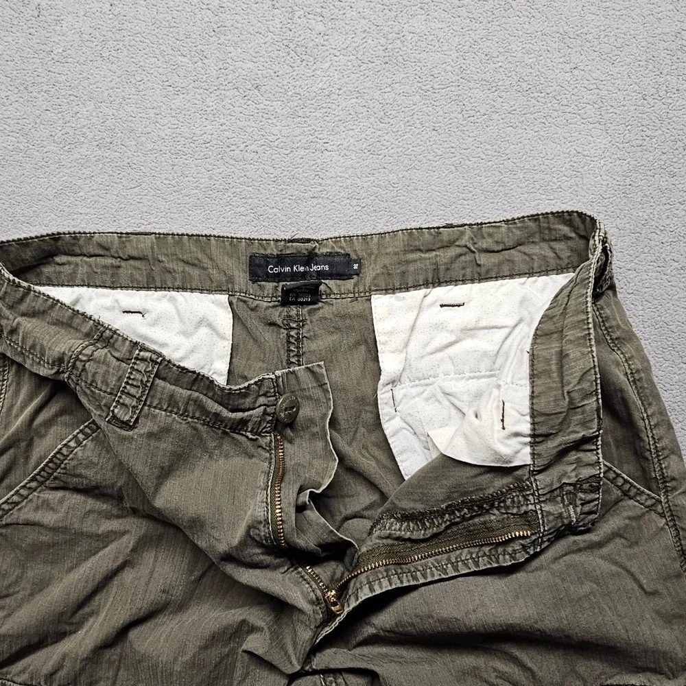 Calvin Klein Jeans Mens 32 Cargo Shorts Olive Green Relaxed Fit Cotton Blend